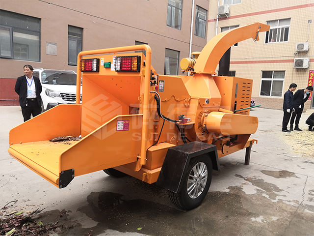 經過樹枝粉碎后處理后的樹枝用